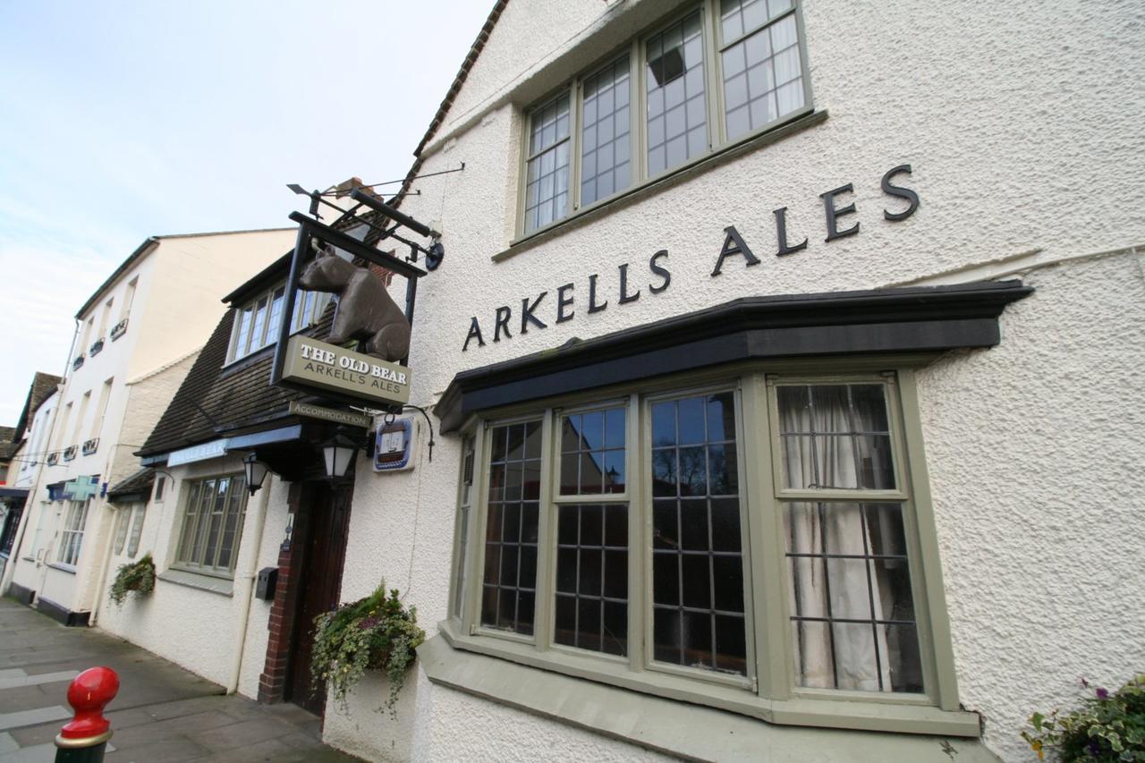 The Old Bear Inn Cricklade Exterior foto